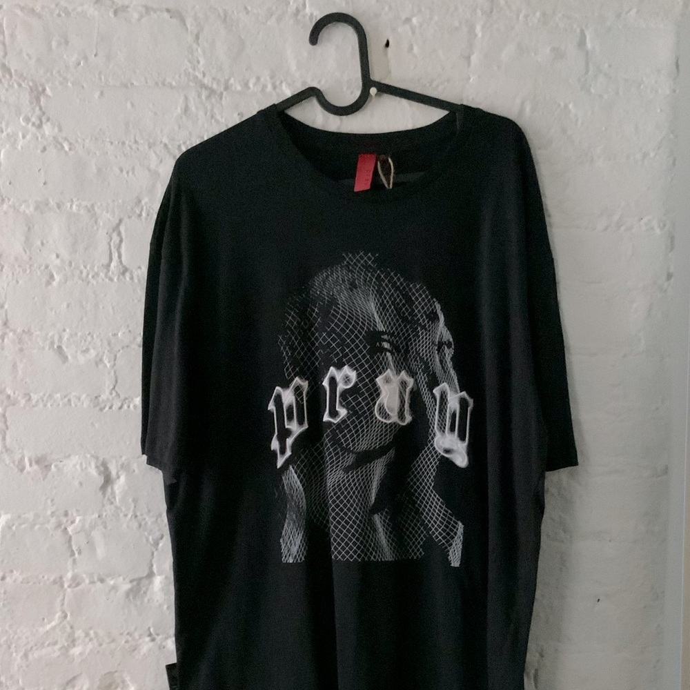 PRAY TRIPPY TEE (BOYFRIEND SHIRT)